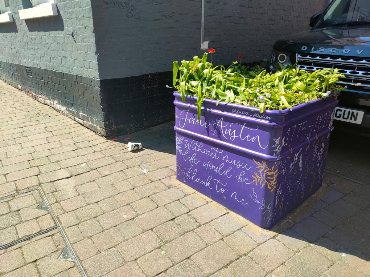 Laura Messin planter 1 Streets Alive