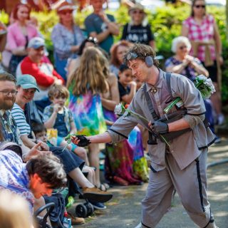 Tit for Tat Circus at Basingstoke Festival